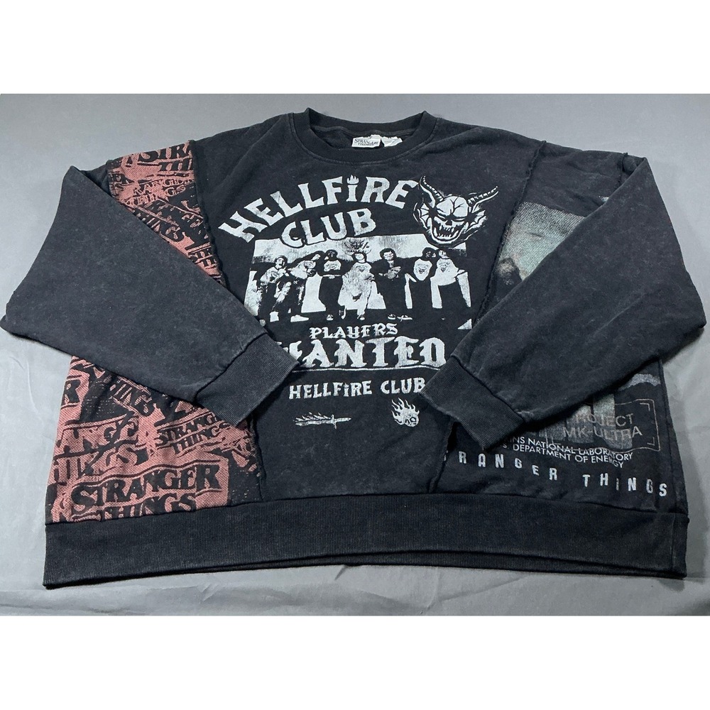 Stranger Things Hellfire Club Mens Crewneck Sweatshirt Black Mineral Wash 2XL